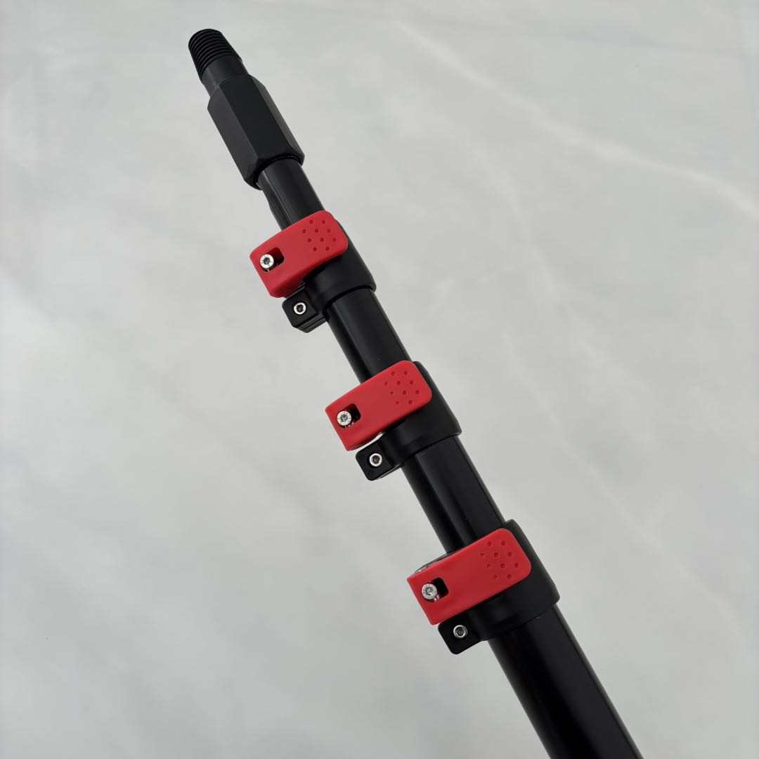 QL2503R   4 Section Extension Aluminum Pole