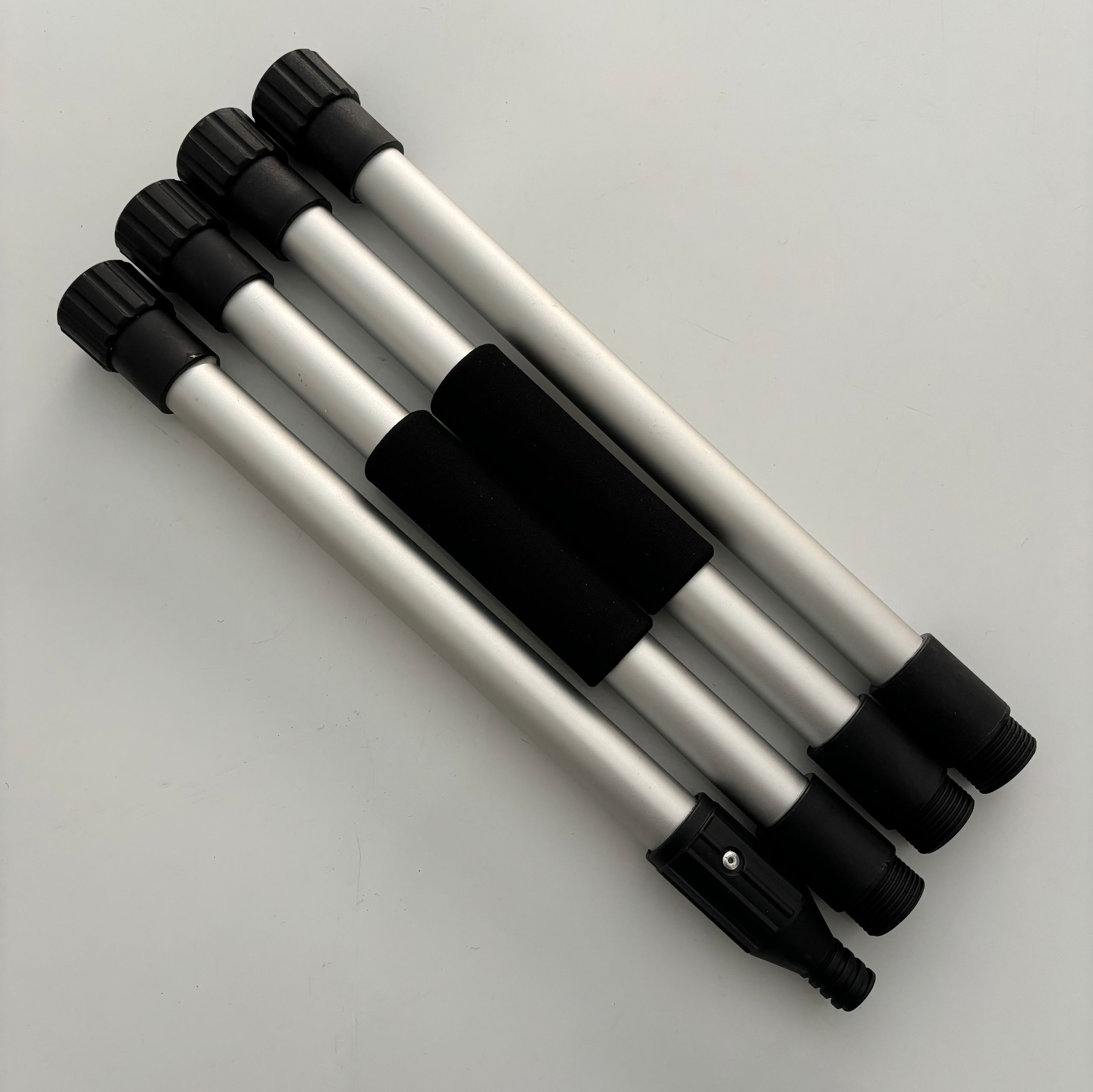 QL2226-P   4 Section  water flow through aluminum pole